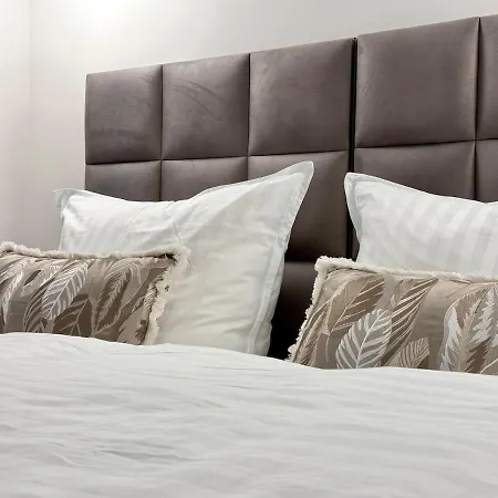 Do-zentrum - Rohdiamant Fuer 4 Personen Mit Privatparkplatz