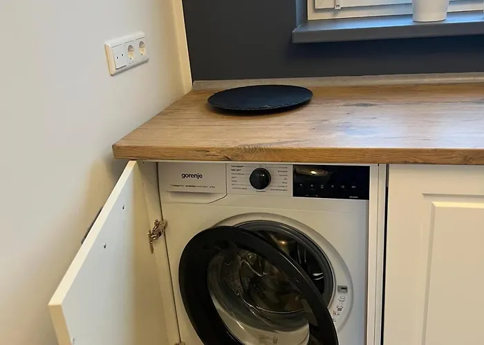 Apartmán Do-zentrum - Rohdiamant Fuer 4 Personen Mit Privatparkplatz *